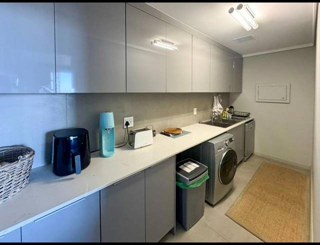 2 BEDROOM PROPERTY TO RENT IN MIDSTREAM ESTATE